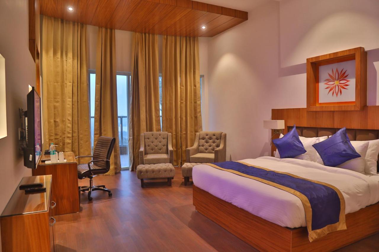 מלון Kashipur Aveo By Amatra, Gateway To Corbett מראה חיצוני תמונה