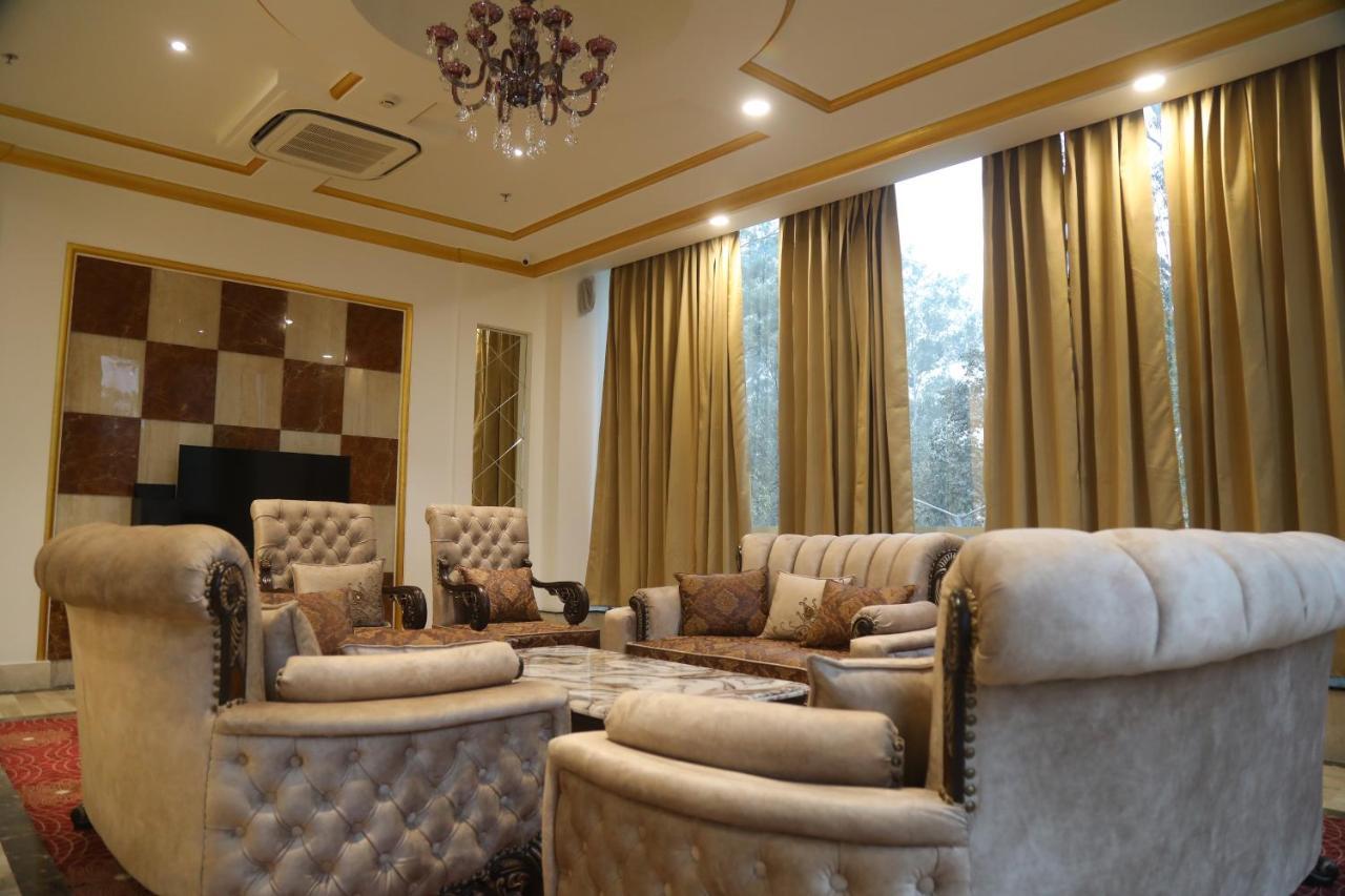 מלון Kashipur Aveo By Amatra, Gateway To Corbett מראה חיצוני תמונה